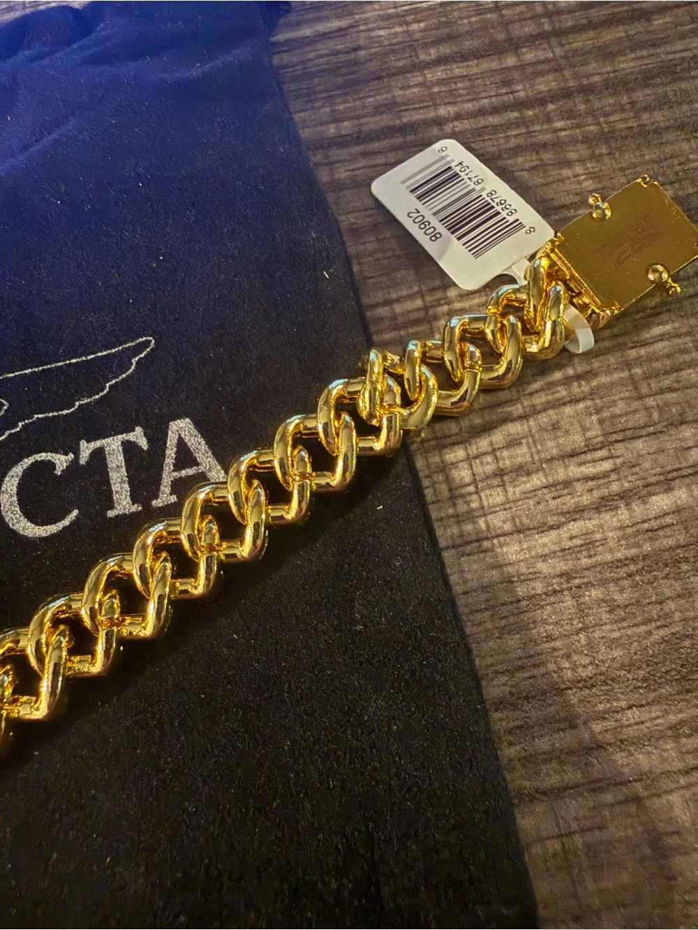 Invicta Elements Men’s XL Drip Chain Gold Tone Bracelet with Green Accents